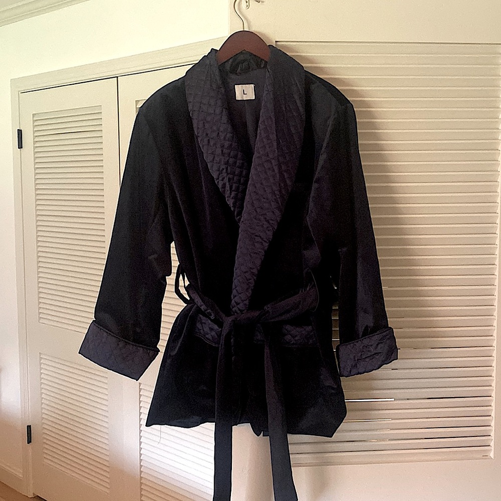 Velvet Smoking Jacket. Navy with blue quilted collar. Never worn.